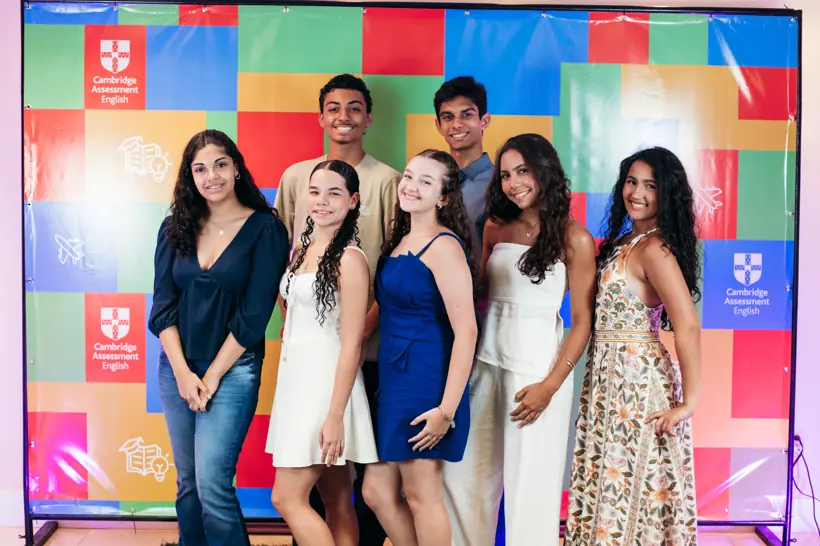 Turma Fun Agers em sala de aula